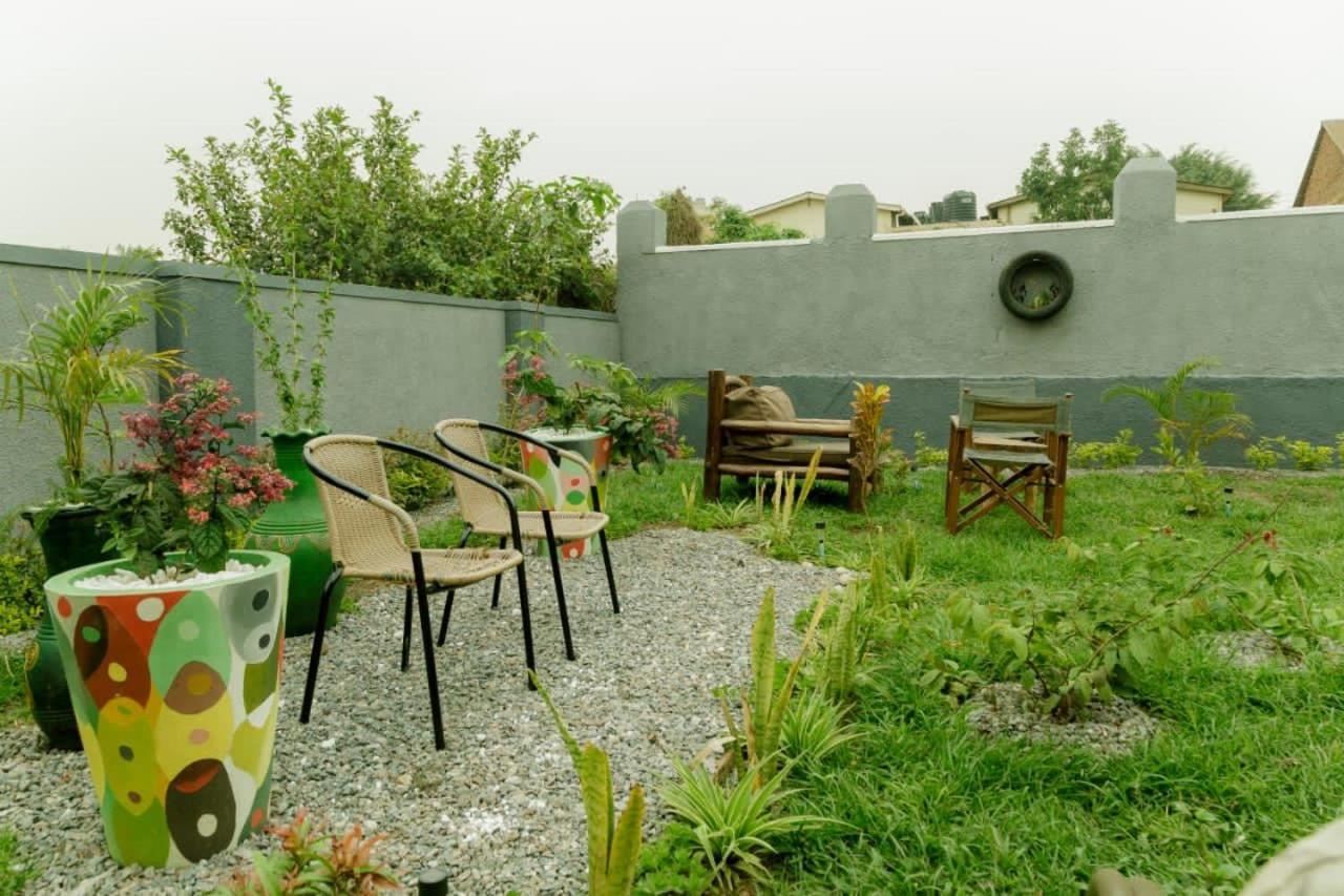 City Oasis By Siima _ Hidden Gem City Family Home Kampala Eksteriør billede