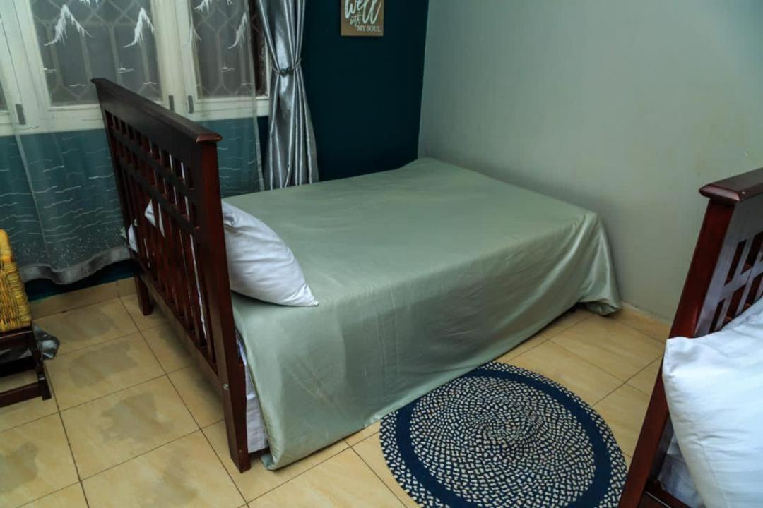 City Oasis By Siima _ Hidden Gem City Family Home Kampala Eksteriør billede